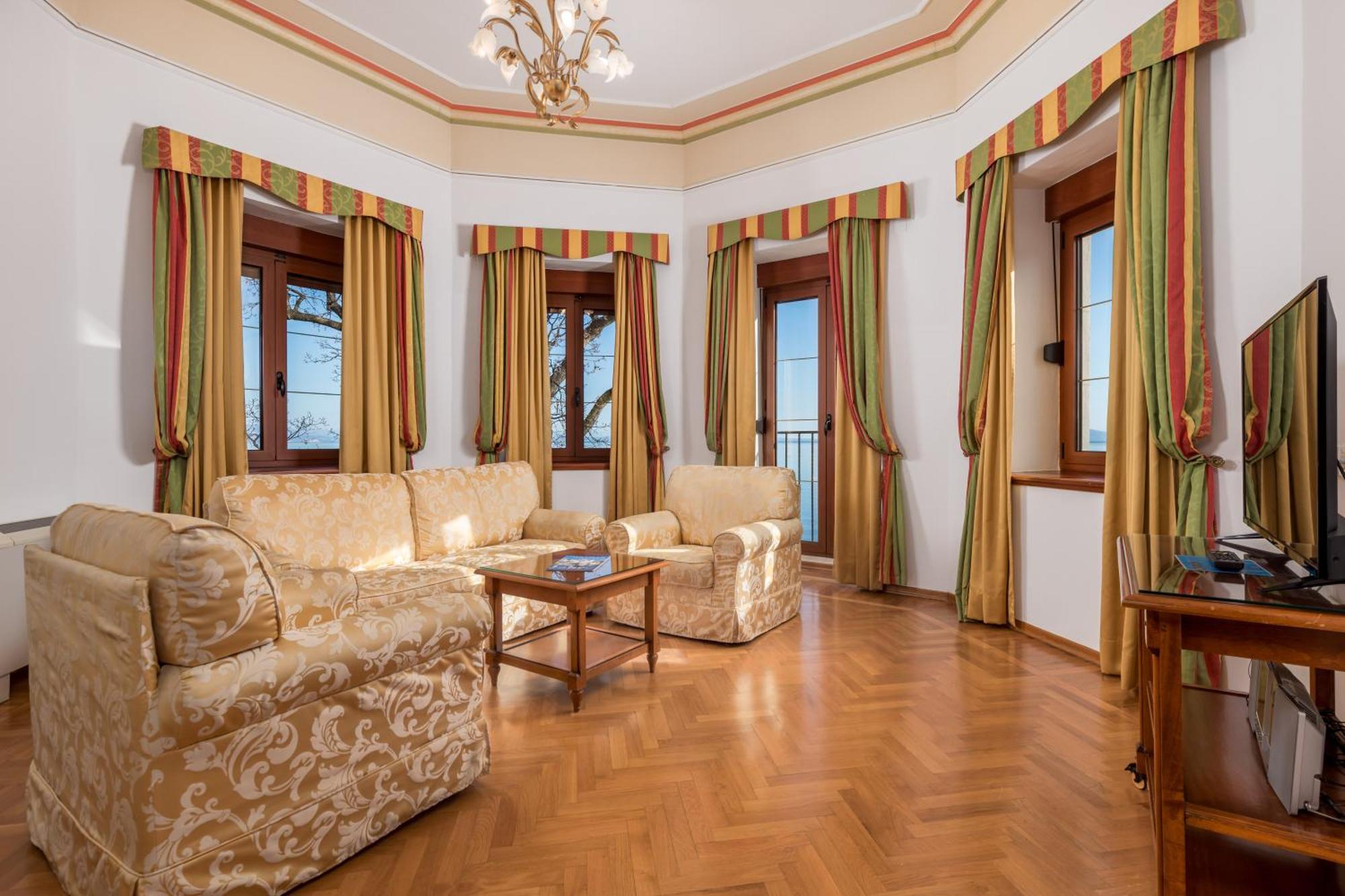 Hotel Miramar Opatija Exteriér fotografie